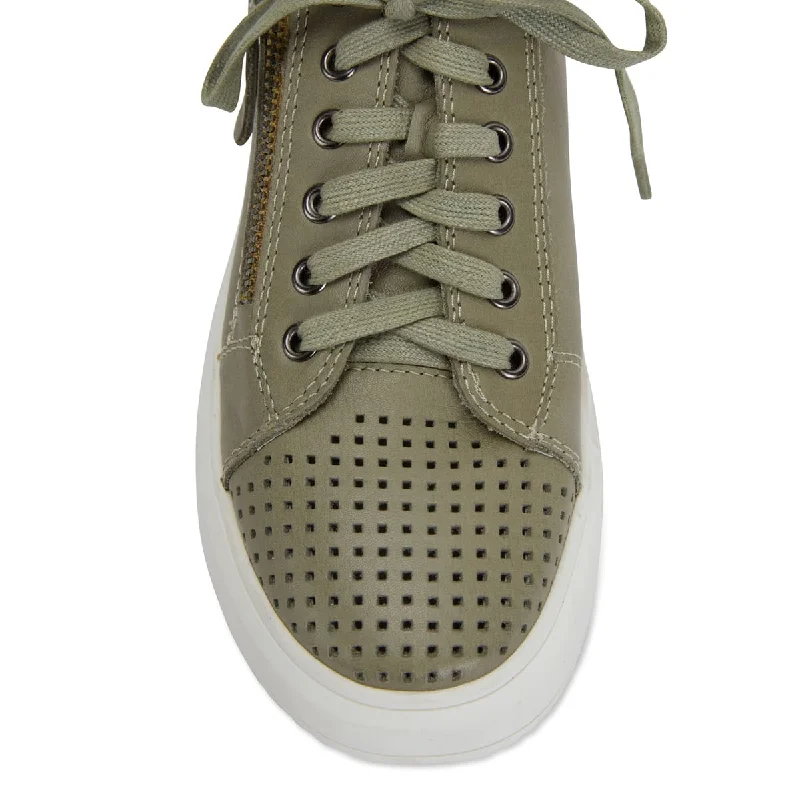 Carson Sneaker in Khaki Leather