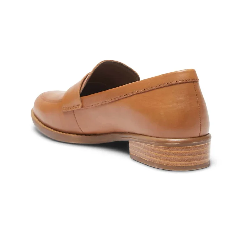 Infinity Loafer in Tan Leather