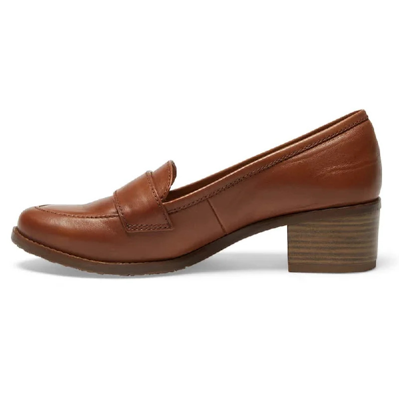 Napoli Loafer in Mid Brown Leather