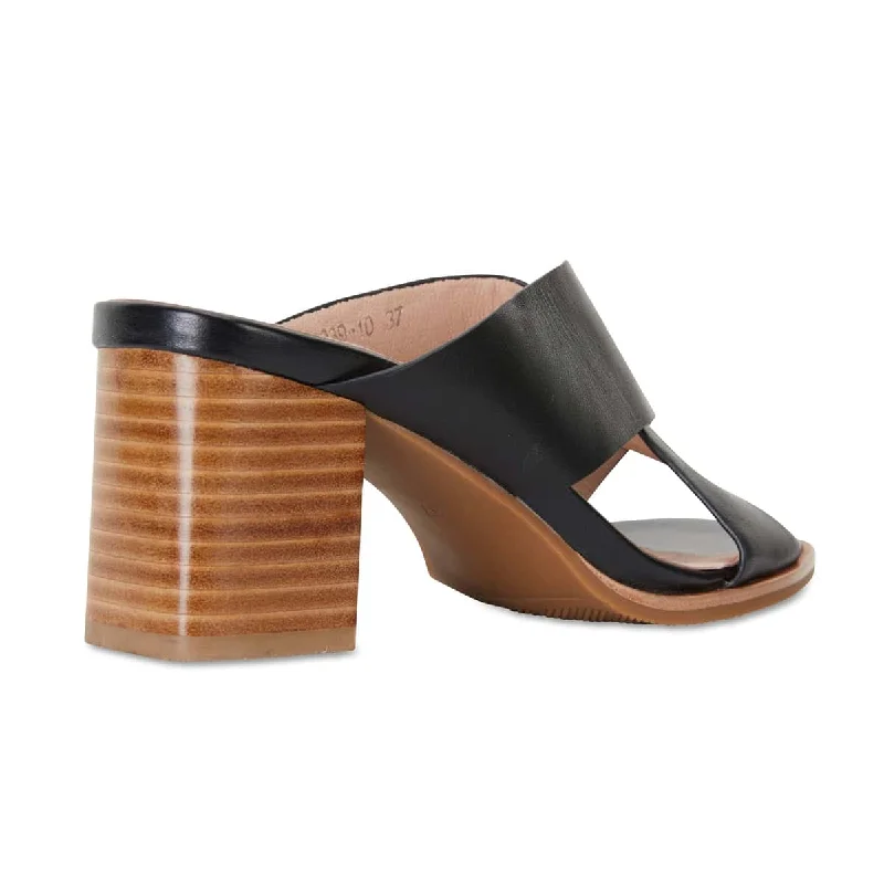 Noosa Heel in Black Leather