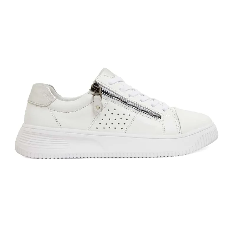 Novella Sneaker in White And Silver Leather