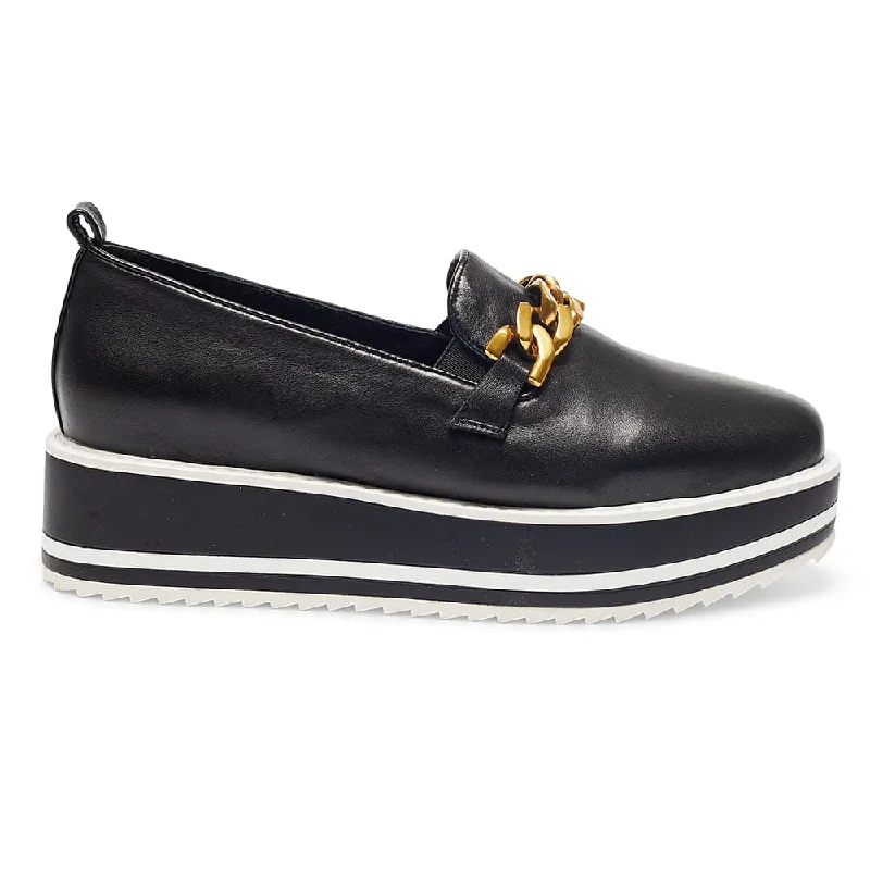 Oakland Loafer in Black Leather