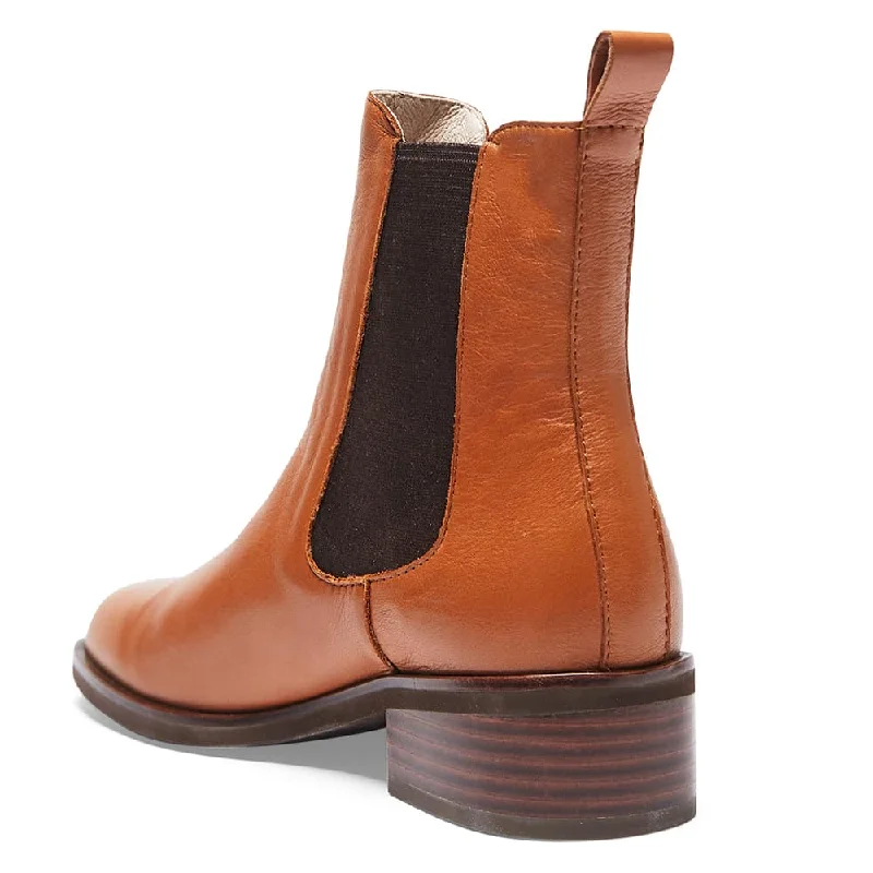 Rafferty Boot in Tan Leather