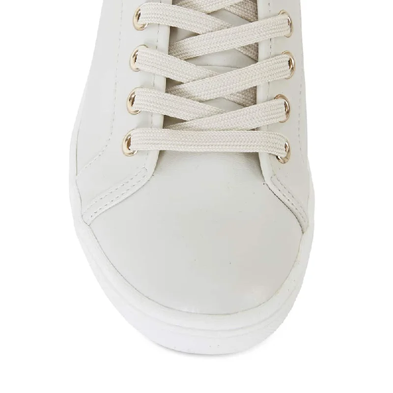 Street Sneaker in White