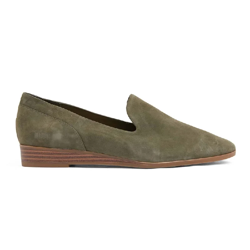 Talbot Loafer in Khaki Suede