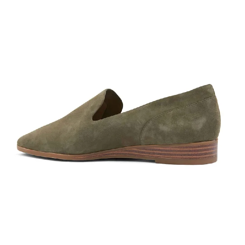 Talbot Loafer in Khaki Suede