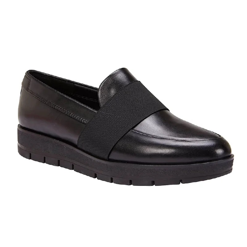 Warner Loafer in Black Leather