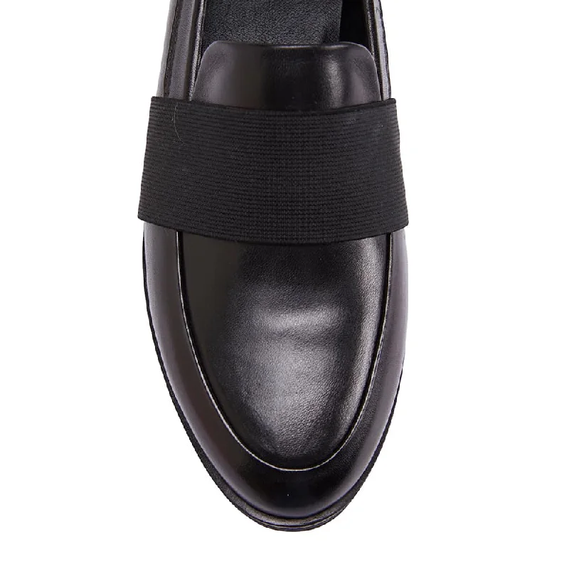 Warner Loafer in Black Leather