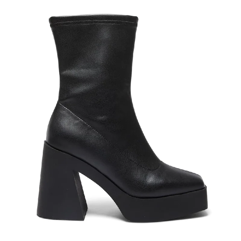 Xanadu Boot in Black Leather