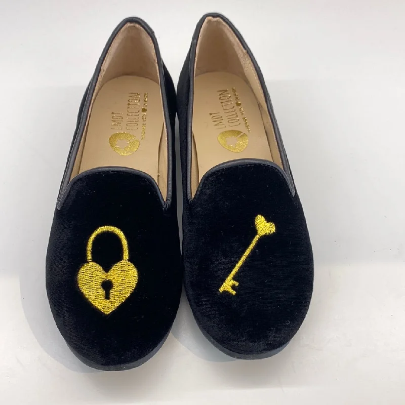 LMDI Black Velvet Lock and Key Embroidered Loafer