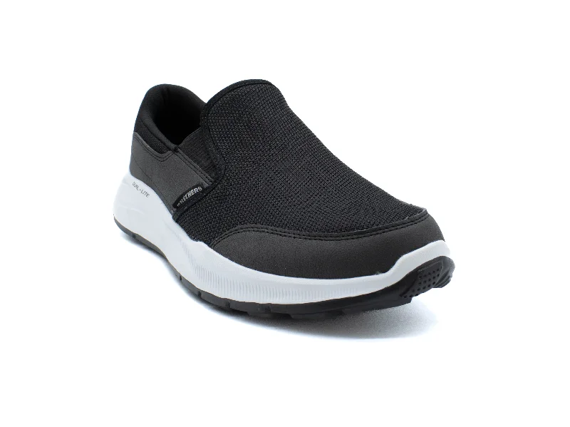 SKECHERS Relaxed Fit®: Equalizer 5.0 - Persistable