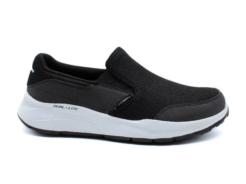 SKECHERS Relaxed Fit®: Equalizer 5.0 - Persistable