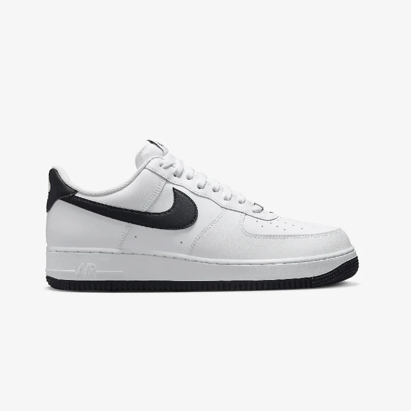 Nike | AIR FORCE 1 '07 { WHITE/BLACK-WHITE