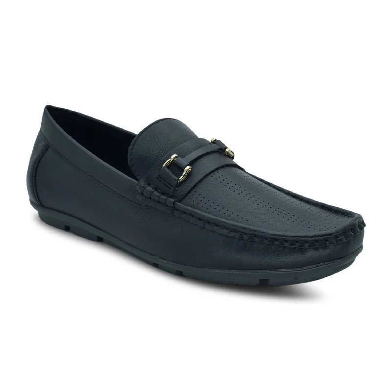 Bata Casual Moccasin in Black