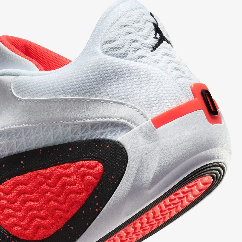 JORDAN | JASON TATUM 2PF { WHITE/BLACK-BRIGHT CRIMSON