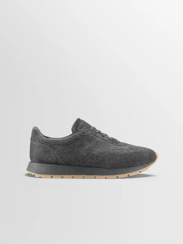 Retro Runner in Graphite