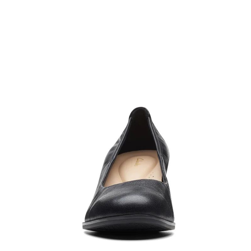 Women's Clarks, Loken Step Pump