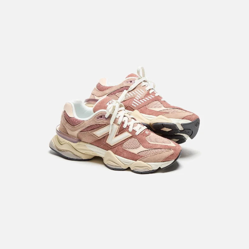 New Balance 9060 - Sparrow / Flat Taupe / Vintage Rose